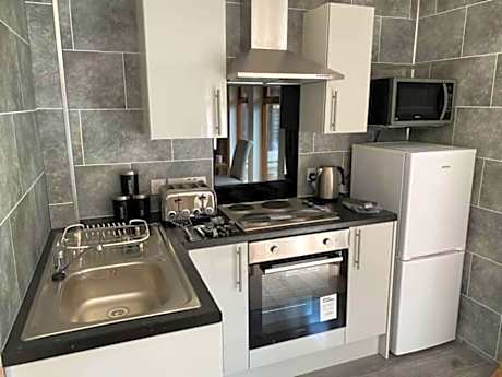 Two-Bedroom Ground Floor Apartment with Outdoor Hot Tub (Not Pet Friendly) Osprey