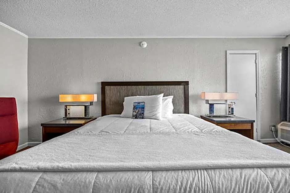 Oasis Hotel