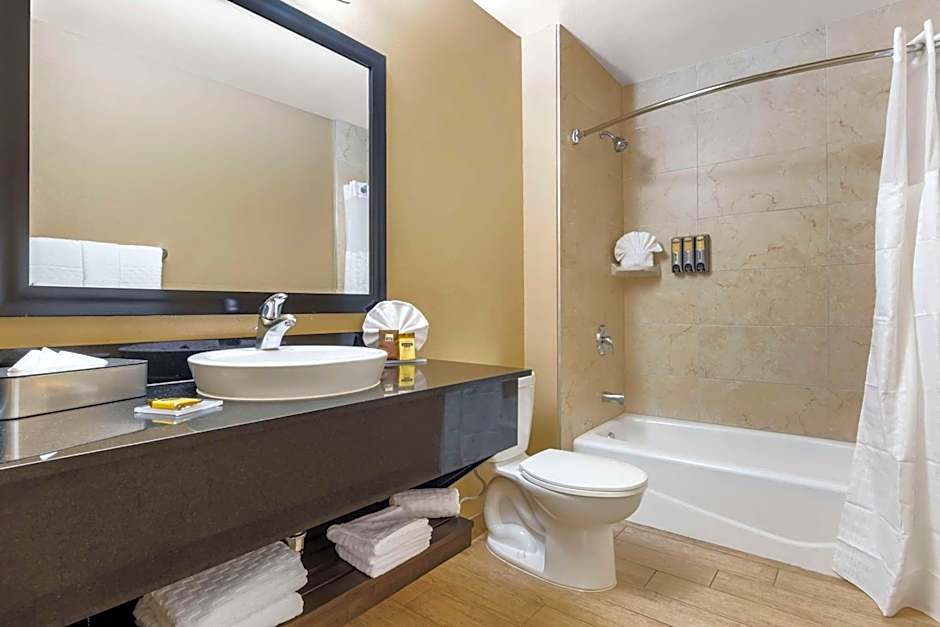 Best Western Plus Oceanside Palms Hotel