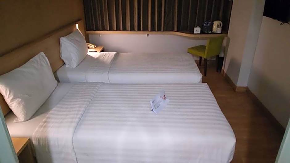 Whiz Prime Hotel Hasanuddin Makassar