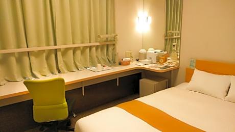 Double Room with Small Double Bed - Non-Smoking