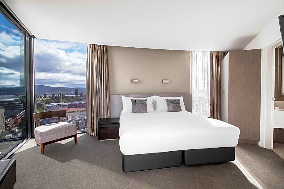 Mantra on Collins Hobart