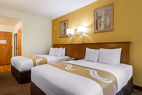 Quality Inn & Suites Near the Theme Parks