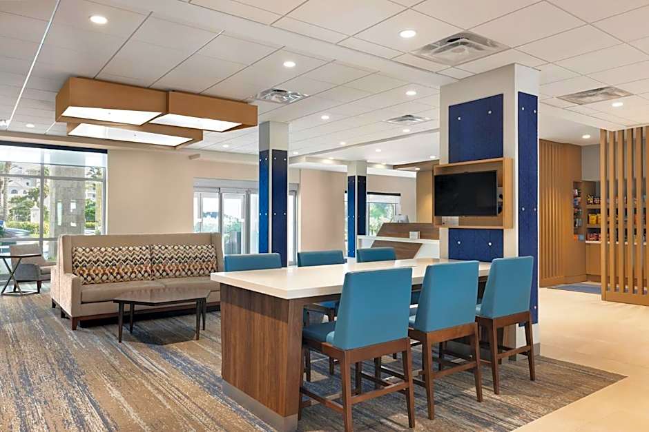 Holiday Inn Express Cape Canaveral by IHG