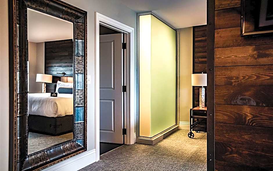 Ironworks Hotel