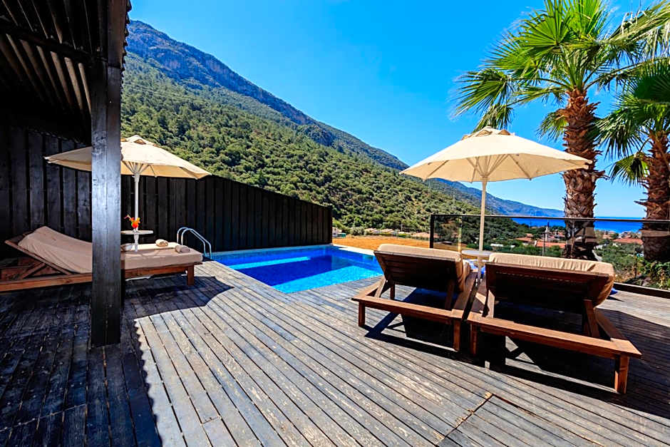 Manaspark Deluxe Hotel