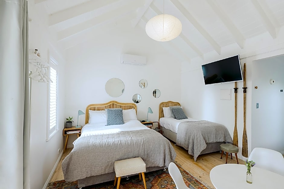 Photo 1 of 8 of Standard 1 Queen Bed