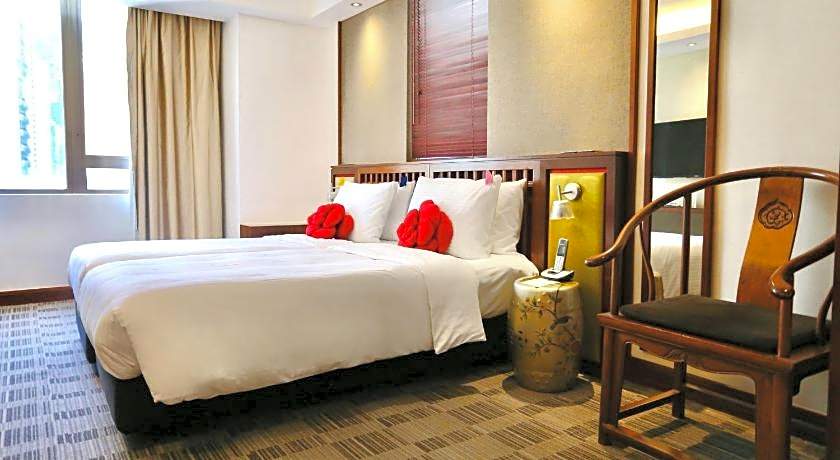 Butterfly on Wellington, Central