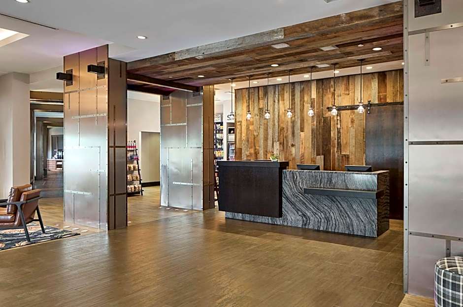 Homewood Suites by Hilton Savannah Historic District/Riverfront