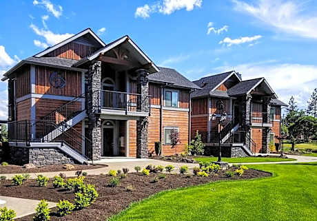 Resort at Eagle Point Golf Club Lodging