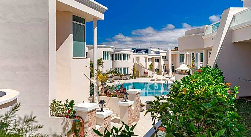 Hotel Flamingo Suites