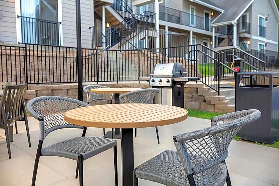 WaterWalk Extended Stay by Wyndham Atlanta Perimeter