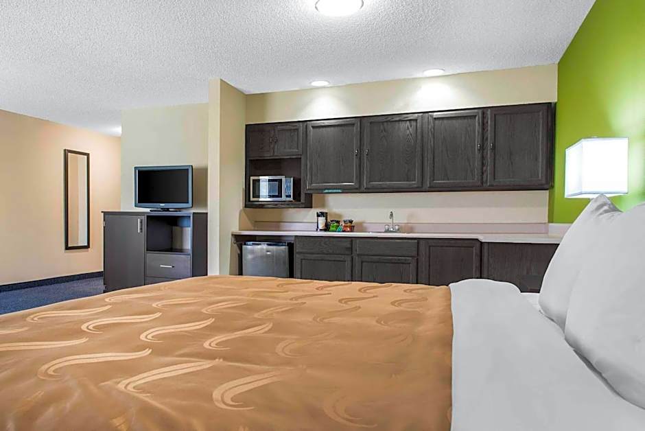 Quality Inn & Suites Anderson I-69