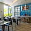 Stunning Penthouse Suite Waterfront 2BD 2BA