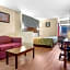 Econo Lodge Inn & Suites Forest