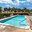 Comfort Suites Near Six Flags Magic Mountain