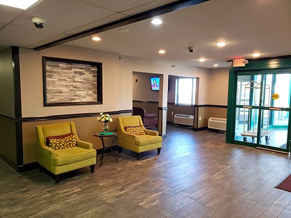 Travelodge by Wyndham Brooklyn Center