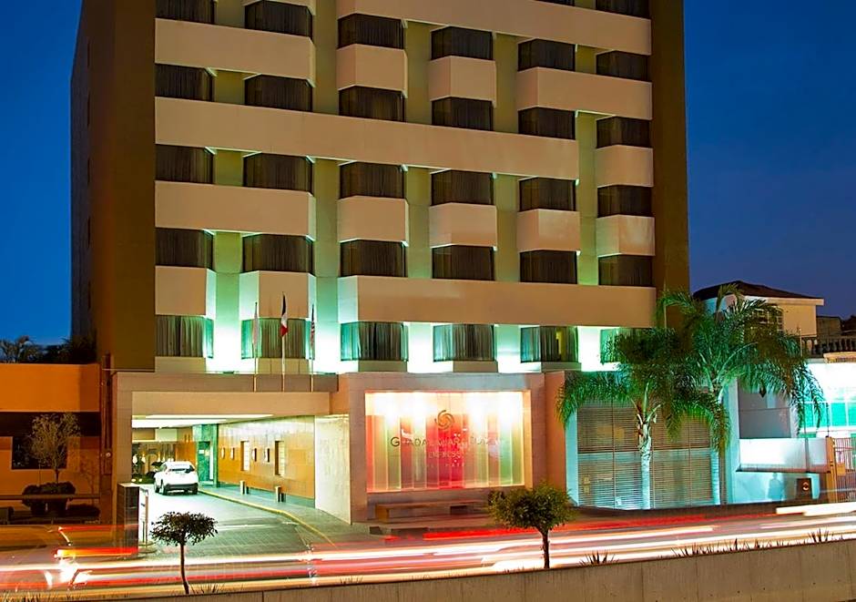 Guadalajara Plaza Lopez Mateos