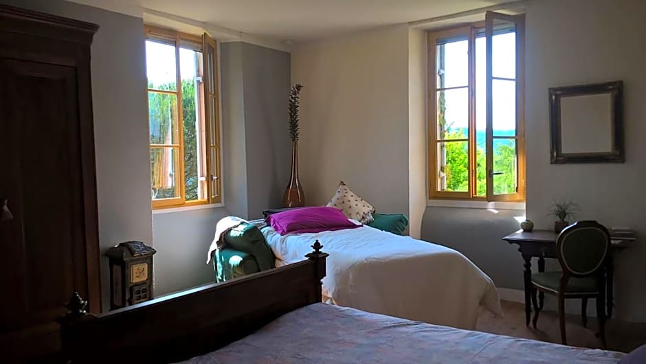 Maison et Jardin Talinou