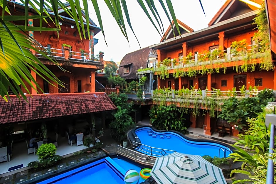 Hotel Lumbung Sari Legian