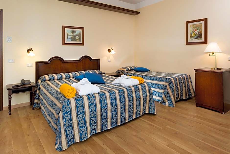 Hotel Milano Helvetia - in centro con piscina