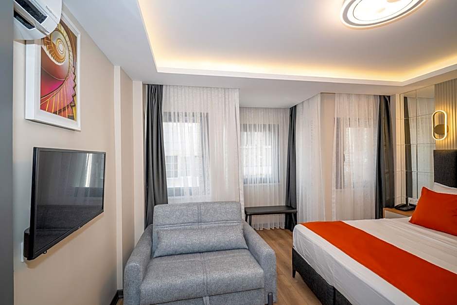 ROBİN HOTEL