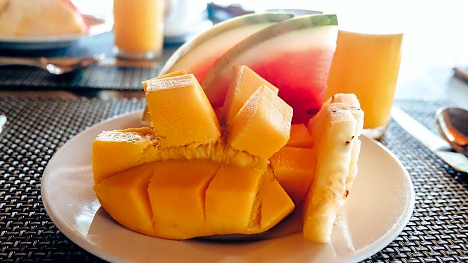 Hakuna Majiwe Beach Resort