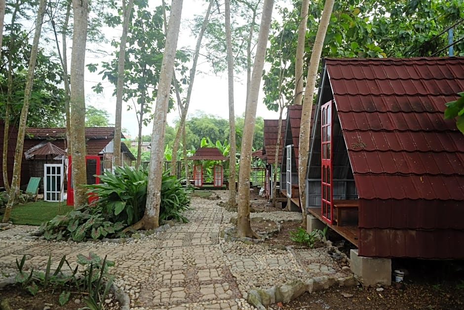 Urbanview Villa Lukulo Kebumen by RedDoorz