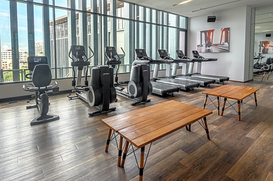 Oakwood Hotel & Residence Sri Racha