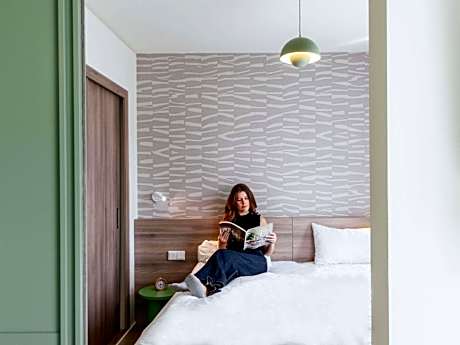 One-Bedroom Apartment (4 Adults)