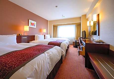 Comfort Twin Room with Extra Bed - Non-Smoking