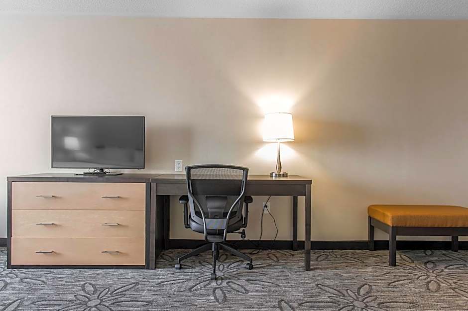 Quality Inn & Suites Kingston