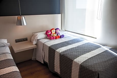 Triple Room with Free Parking