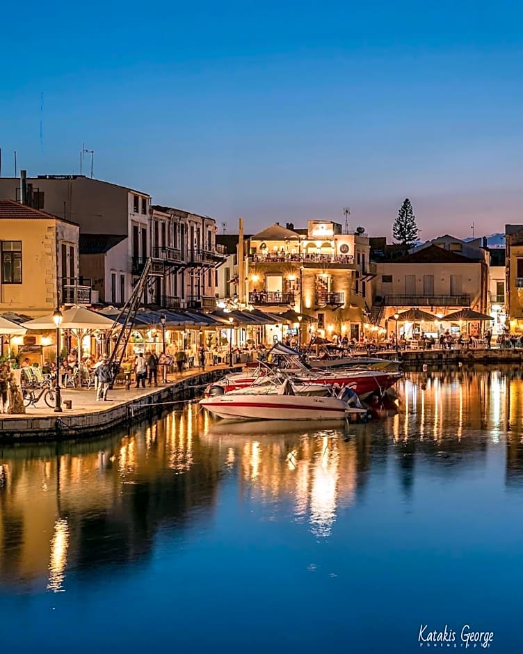 Jason Hotel Apartments