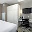 Prairie Crest Medicine Hat by IHG