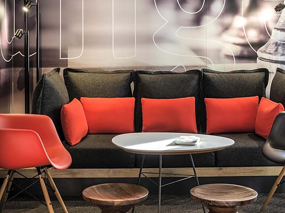 ibis Paris La Defense Courbevoie