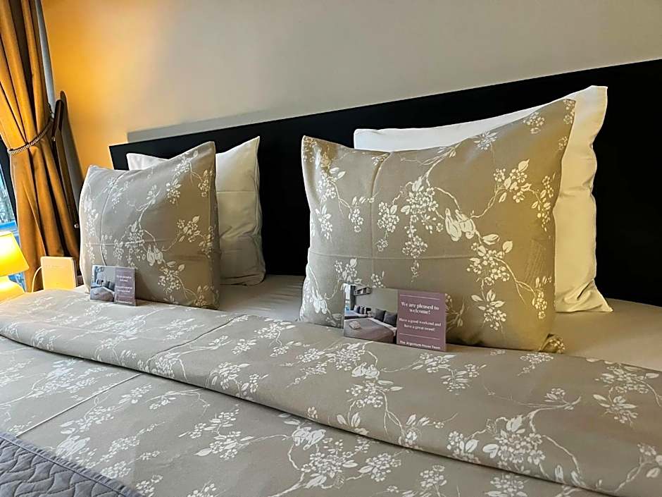 Charming flat next to Old Town and Harbor