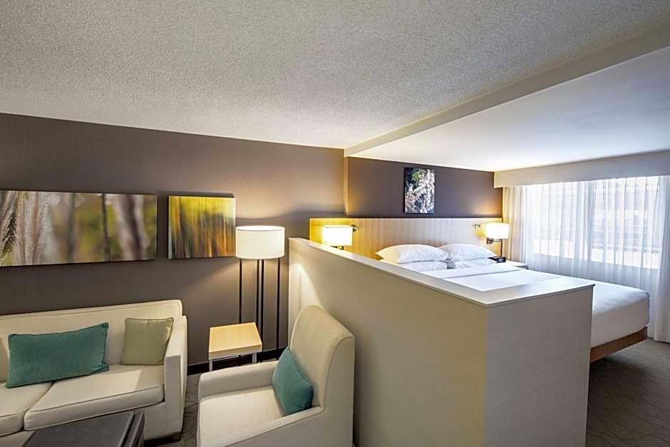 Delta Hotels by Marriott Winnipeg