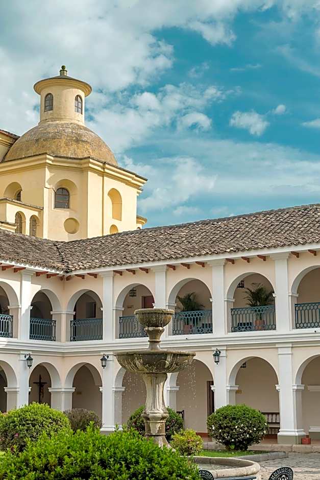 Hotel Dann Monasterio