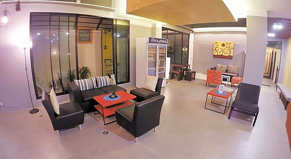 Sea Front Home Boutique - Patong Beach