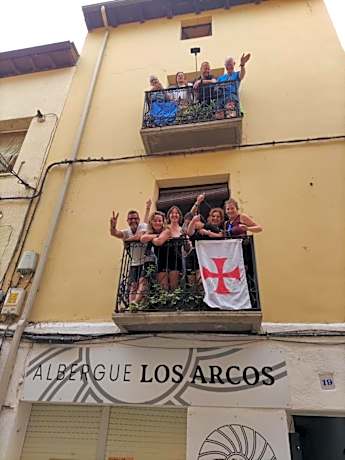Albergue Los Arcos-solo para peregrinos-