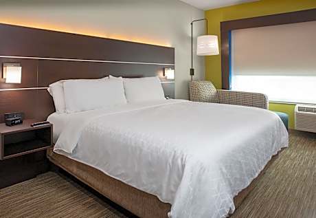 1 King Bed Standard