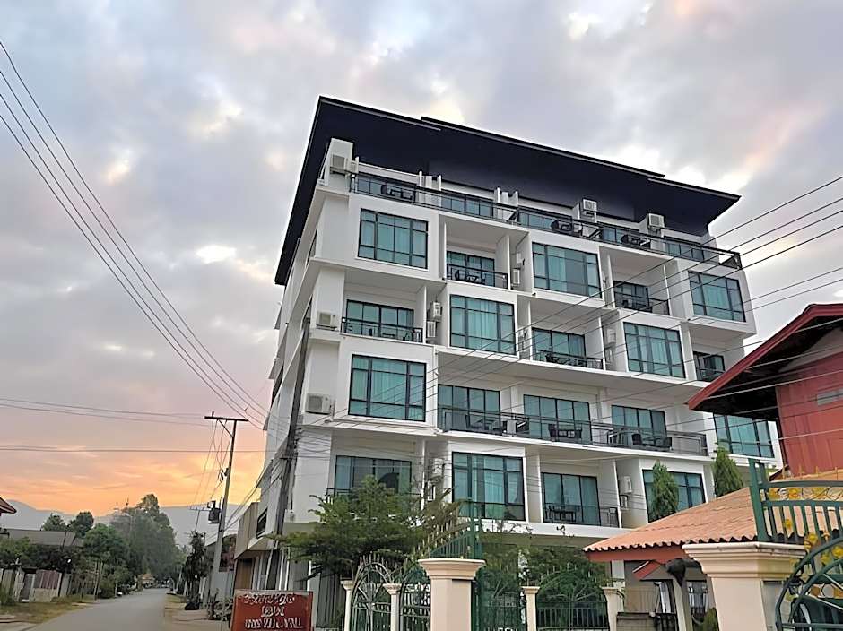 Vang Vieng Top View Hotel