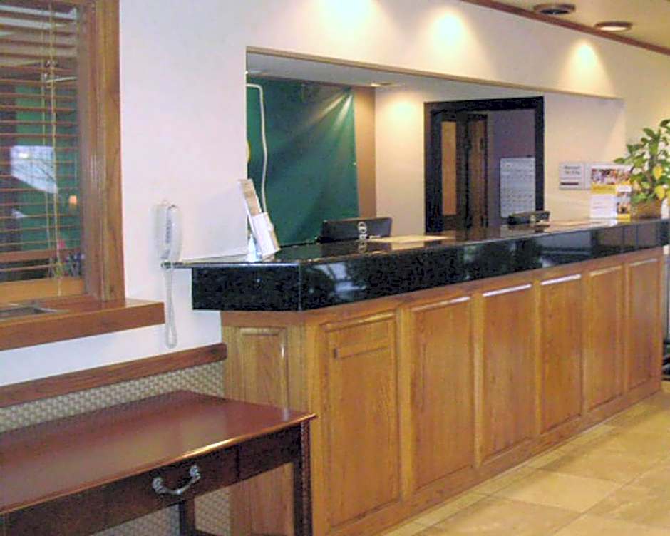 Quality Inn & Suites Searcy I-57
