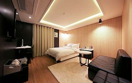Ansan Queens Hotel
