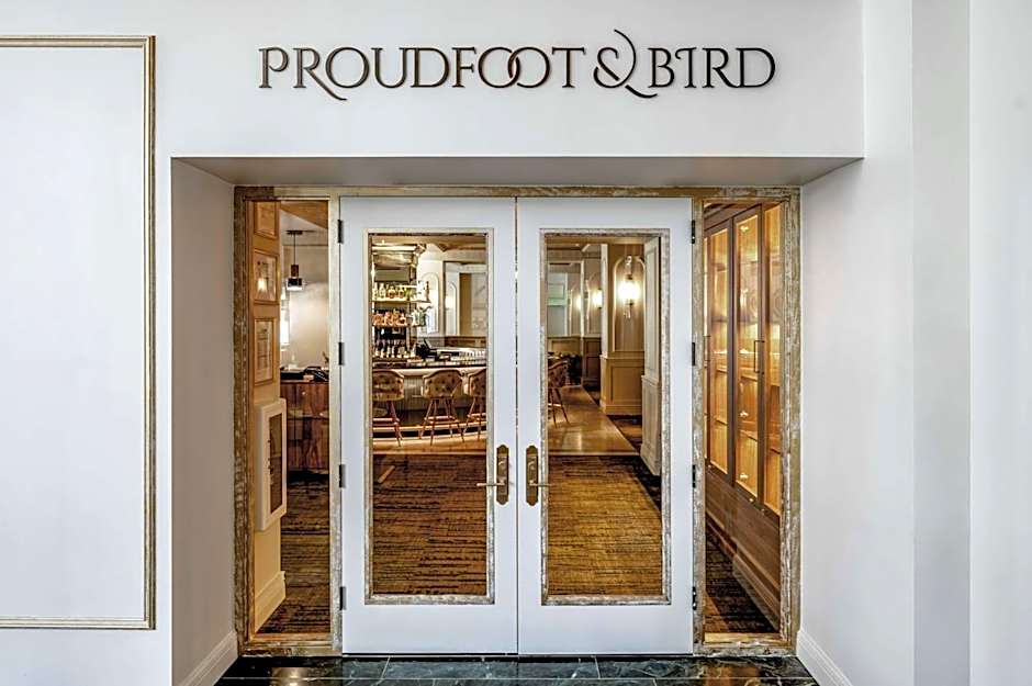 Hotel Fort Des Moines, Curio Collection by Hilton