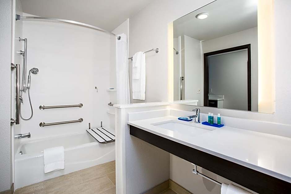 Holiday Inn Express & Suites Rapid City - Rushmore South By IHG