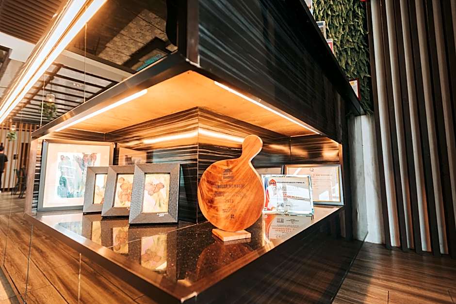 SureStay Plus Hotel by Best Western AC LUXE Angeles City