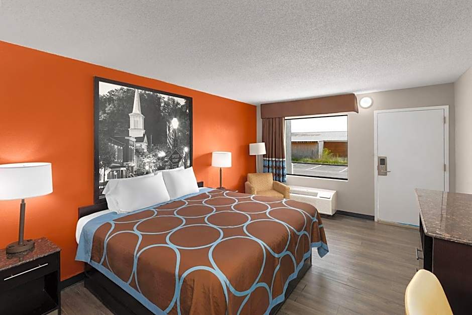 Super 8 by Wyndham Bulls Gap Greeneville Area