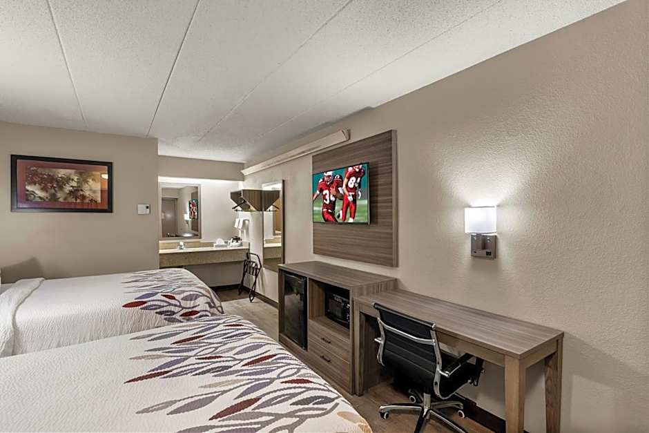 Red Roof Inn Enfield